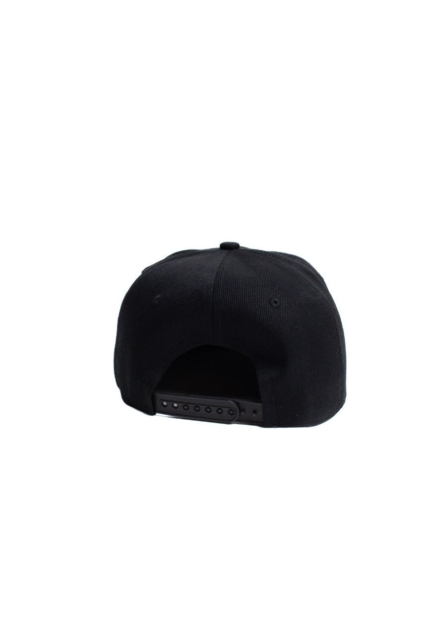 Black Solid Snapback Hat
