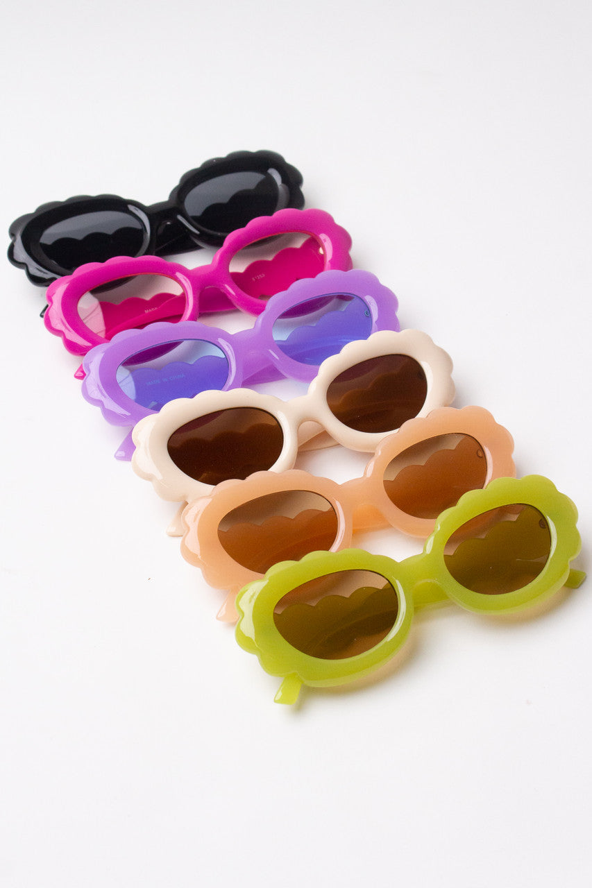 Scallop Edge Sunglasses