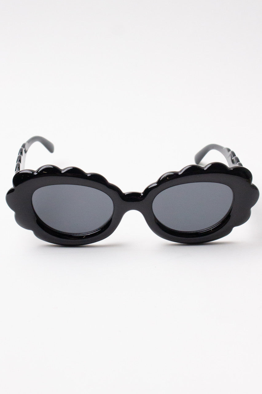 Scallop Edge Sunglasses