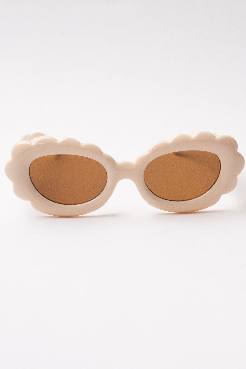 Scallop Edge Sunglasses