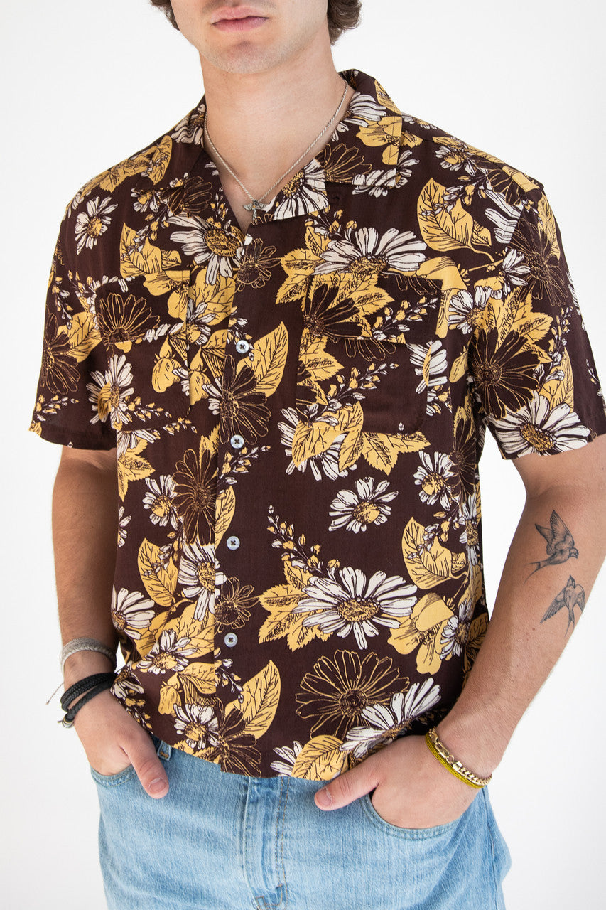 Daisy Field Crop Fit Button Up Shirt