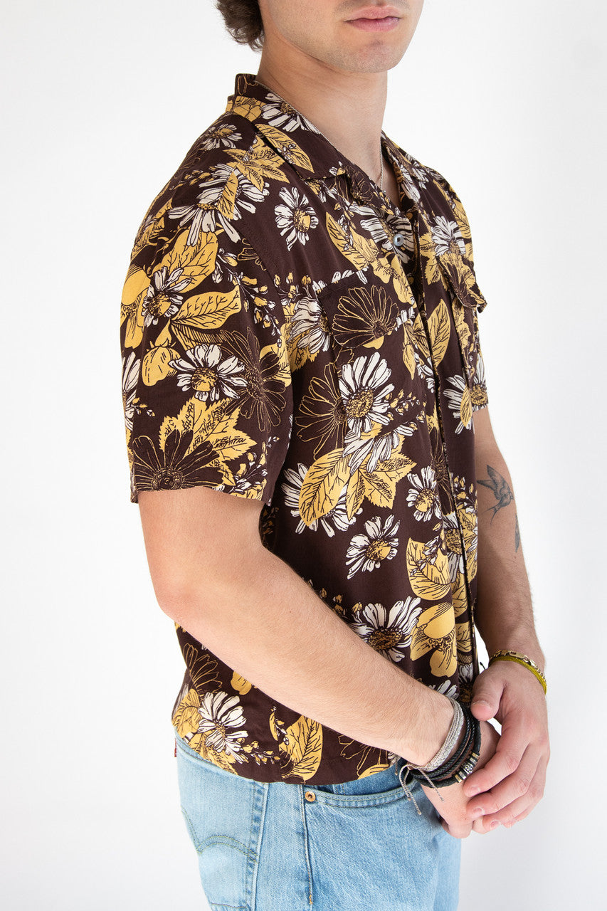 Daisy Field Crop Fit Button Up Shirt