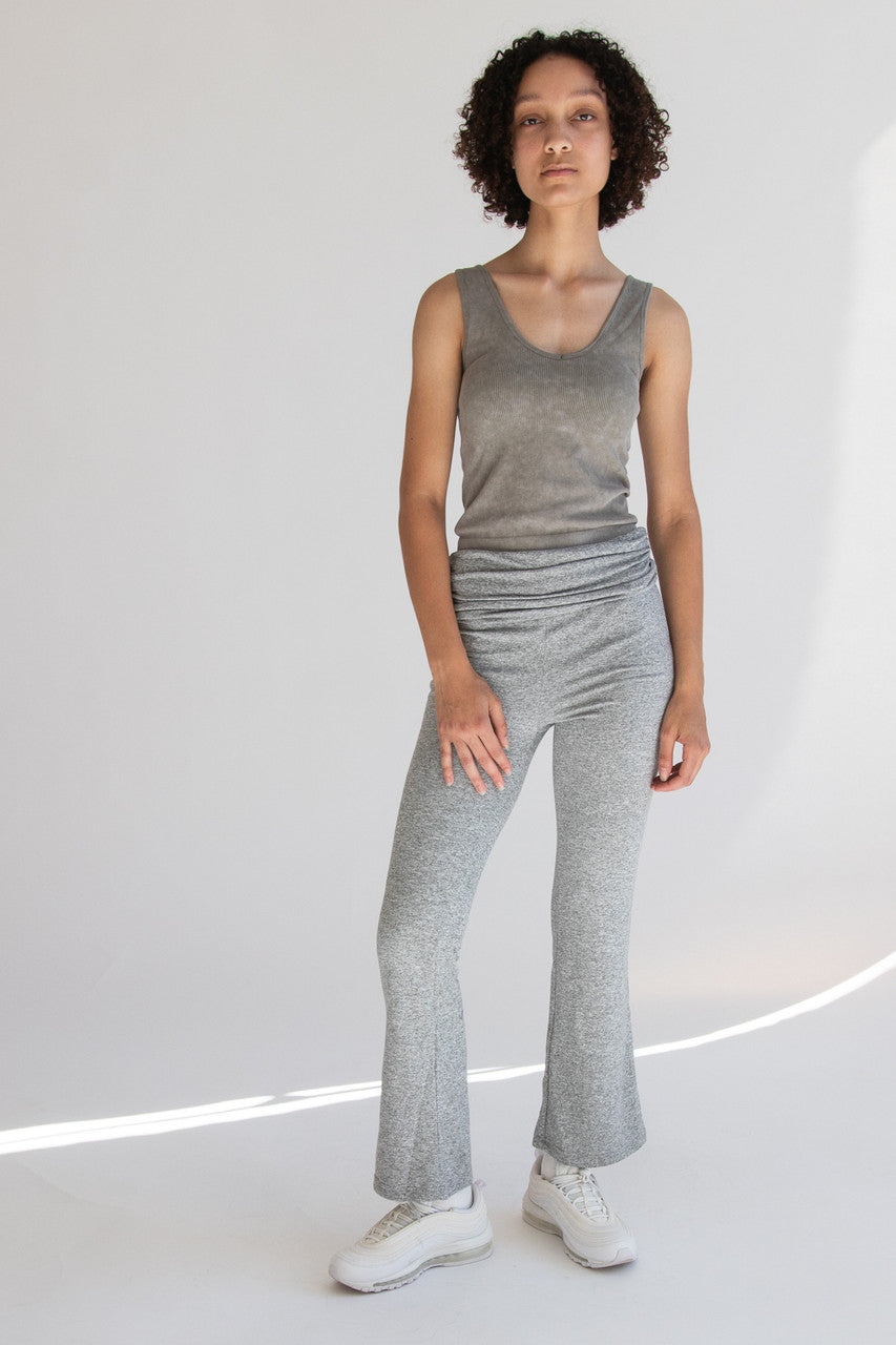 Fold Over Ruched Waistband Flare Leggings