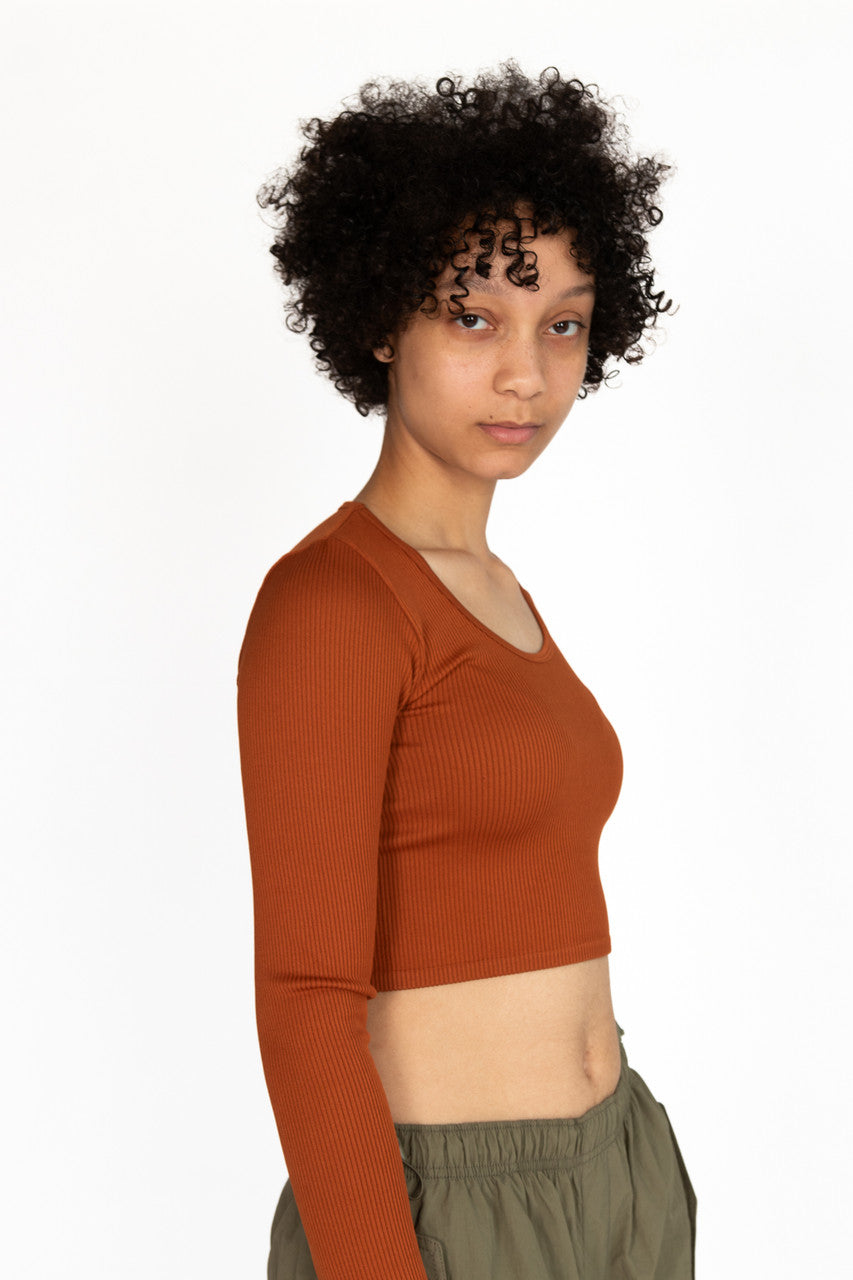 Seamless Long Sleeve Scoop Neck Shirt