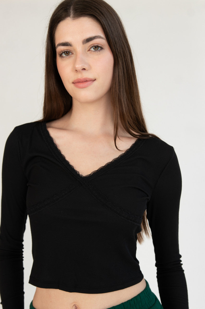 Lace Trim V-Neck Longsleeve