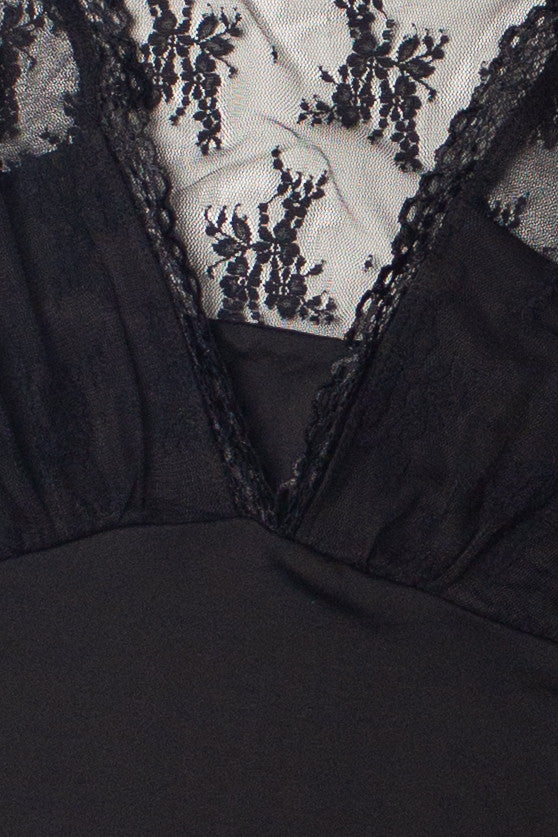 Long Sleeve Lace V Neck Top