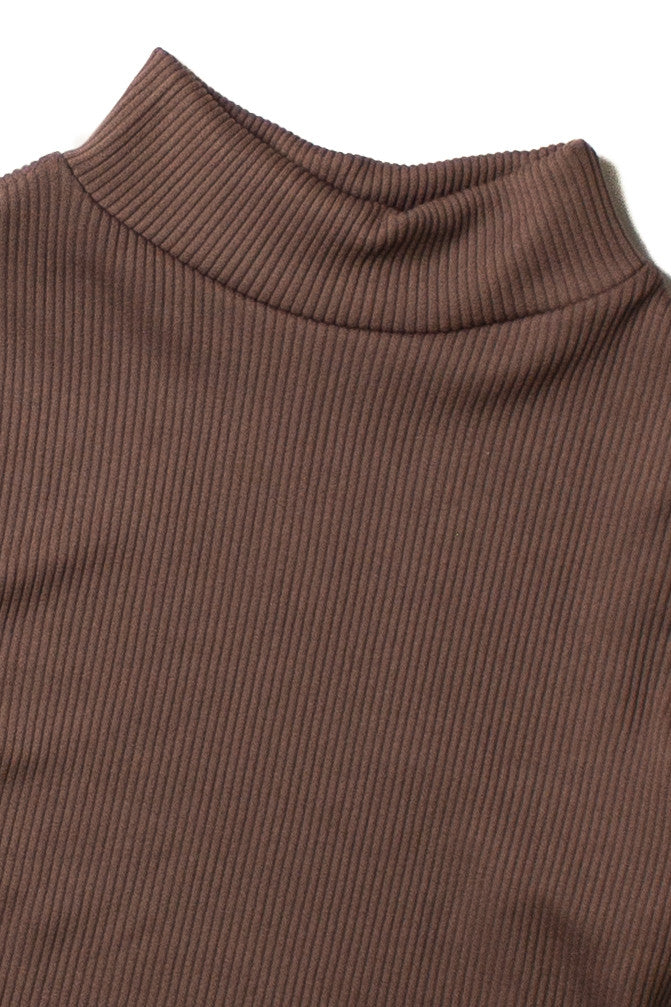 Seamless Short Sleeve Mock Neck Top