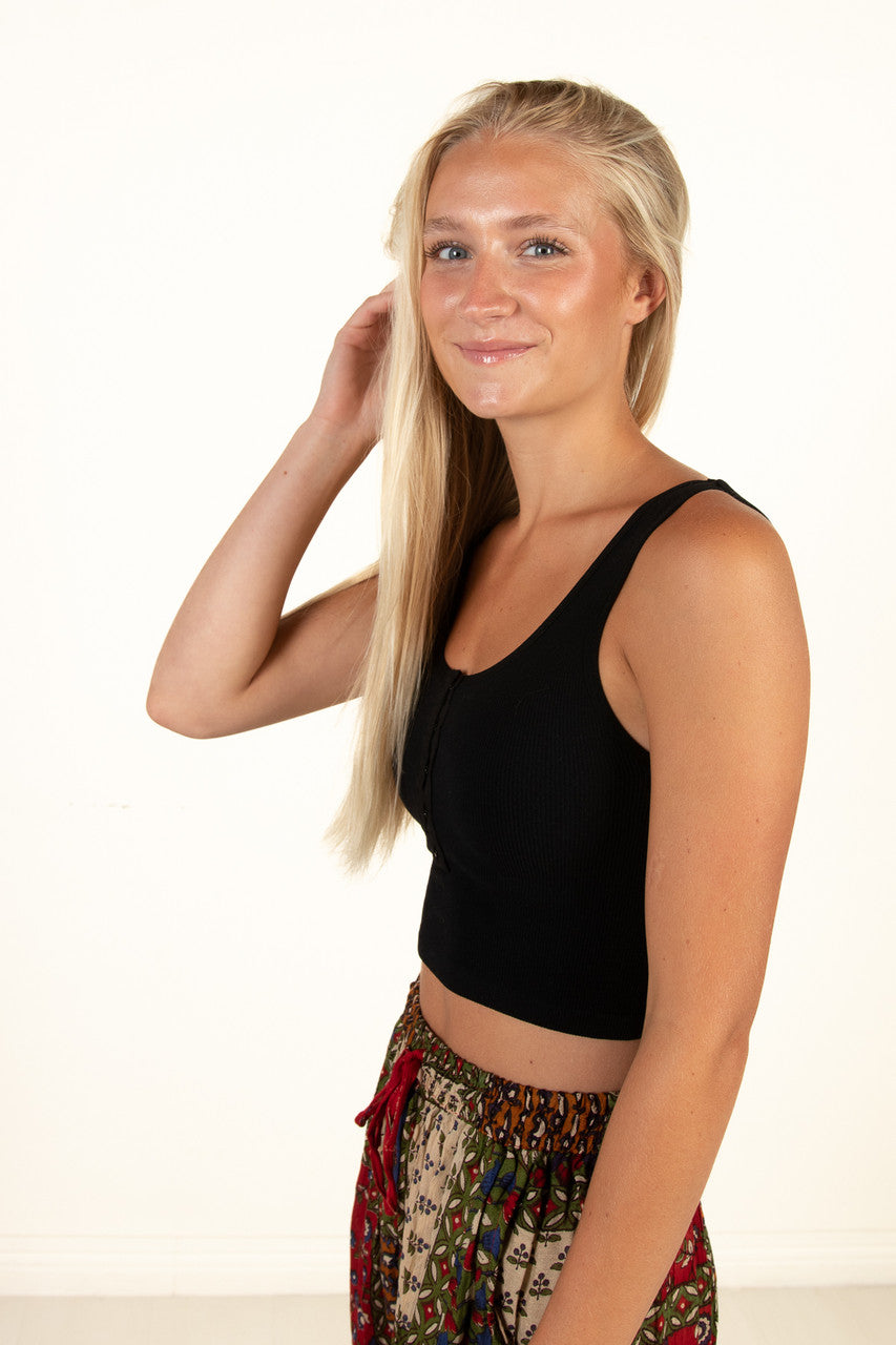 Black Hook Closure Tank