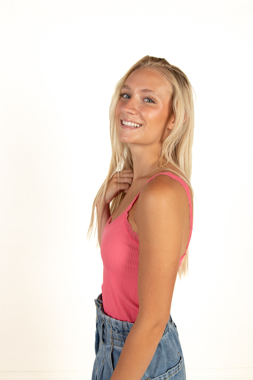 Rose Pink Lace Trim Seamless Tank
