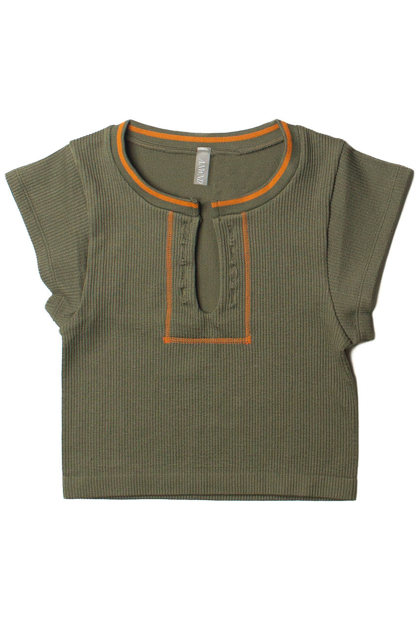 Sporty Notch Neck Seamless Tee