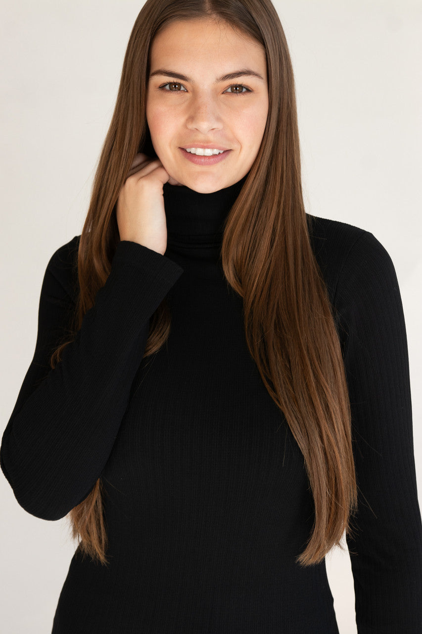 Seamless Ribbed Turtleneck
