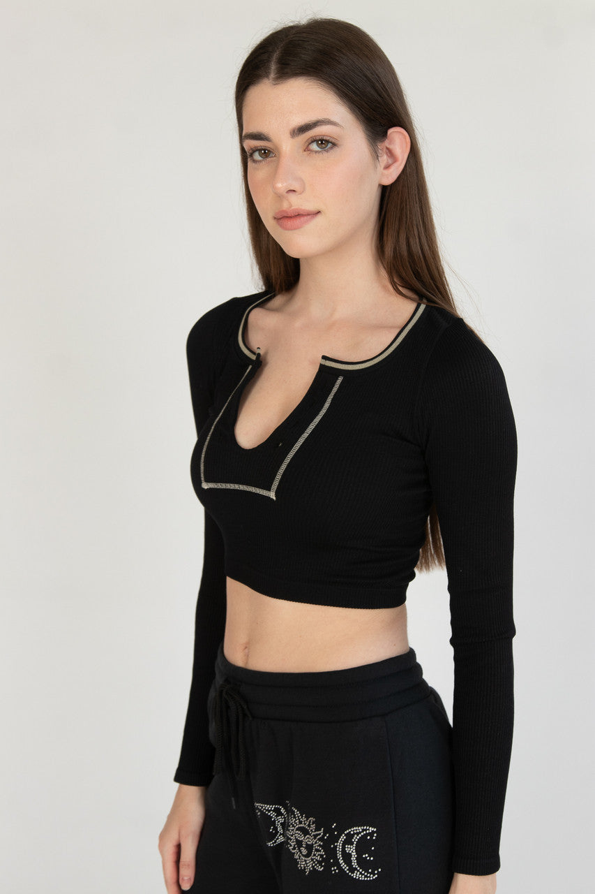 Sporty Notch Neck Long Sleeve Shirt