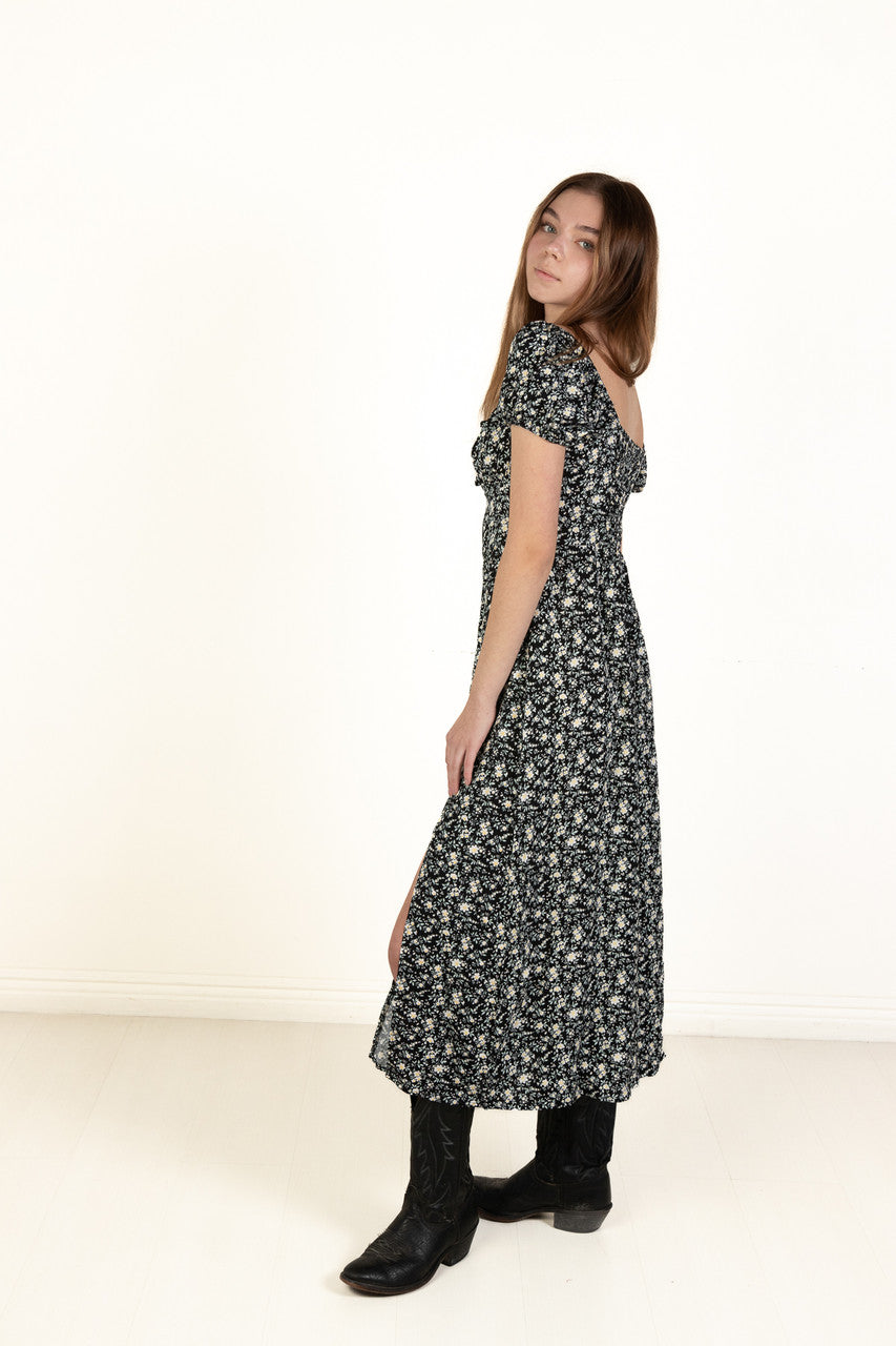 Black Daisy Puff Sleeve Maxi Dress