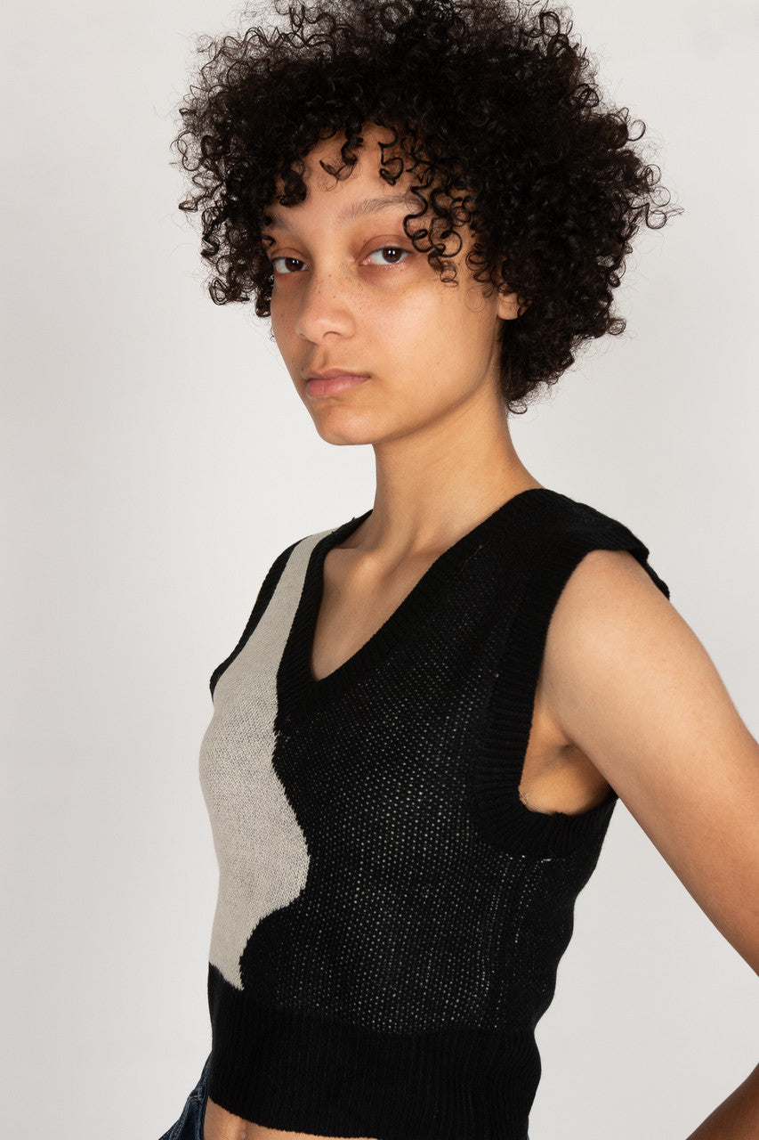 Black Waved Split Sweater Vest