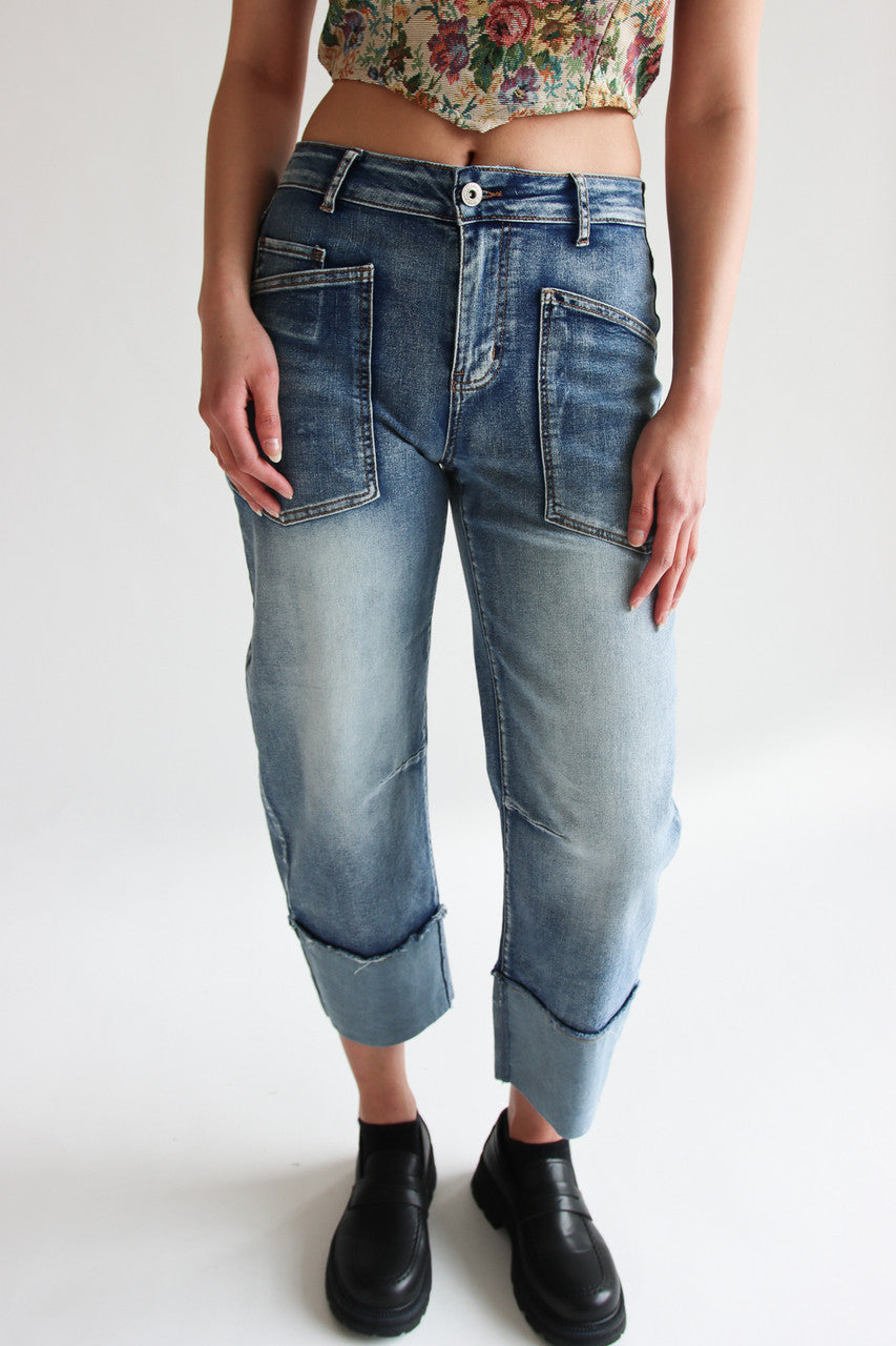 Patch Pocket Barrel Jeans