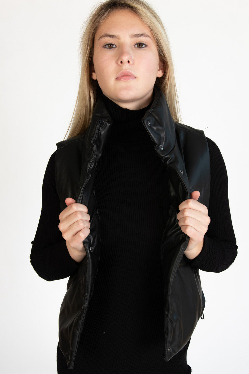 Black Snap Front Puffer Vest