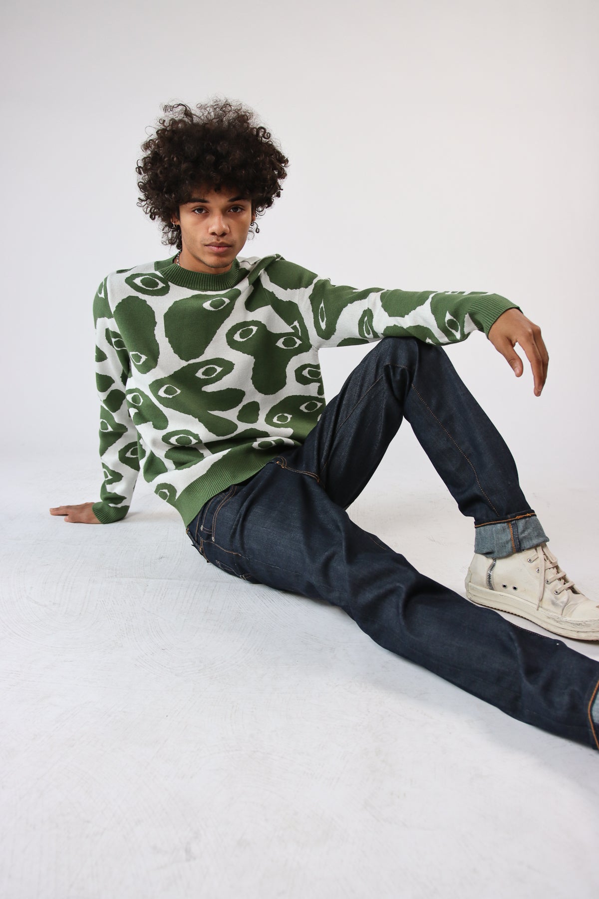 Amoeba Smooth Knit Sweater Green & White
