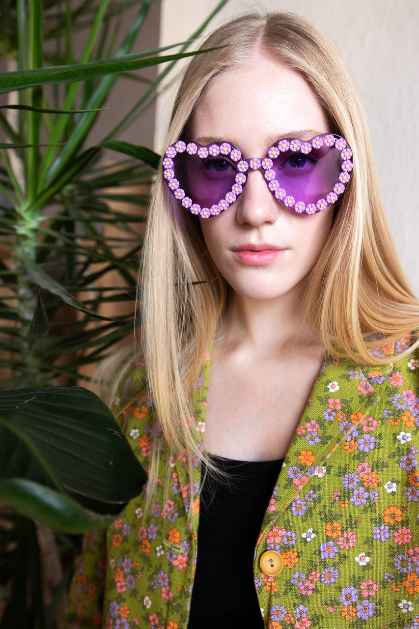 Flower Rim Heart Sunglasses