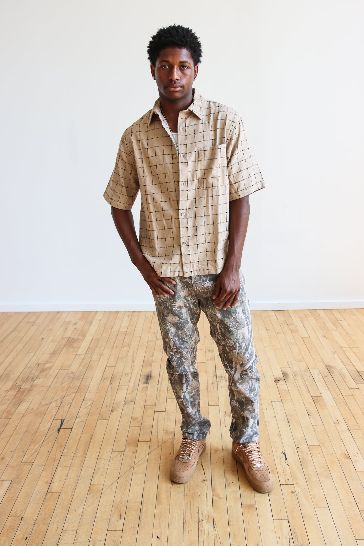 Grid PatternButton Up