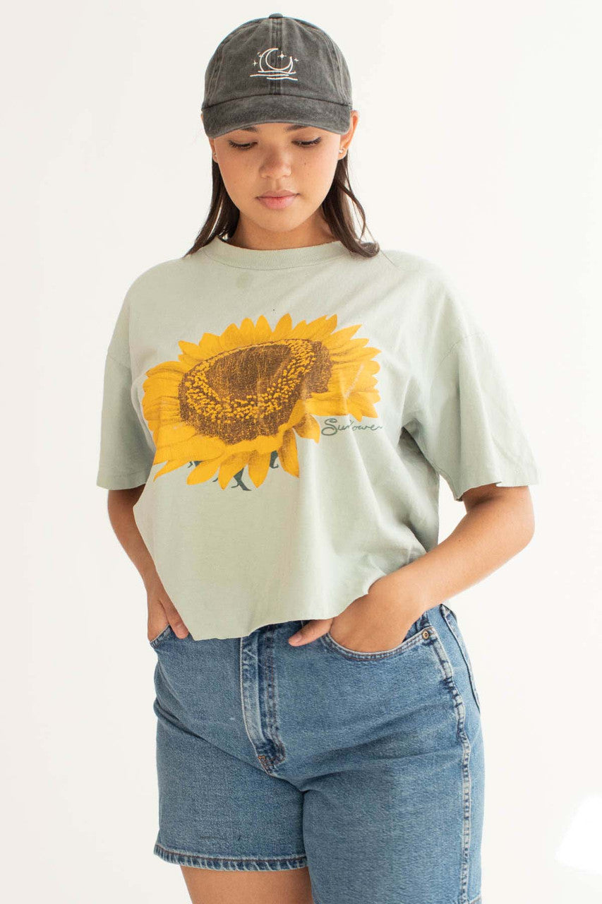 Cropped Sunflower Vintage T-Shirt (Single Stitch)