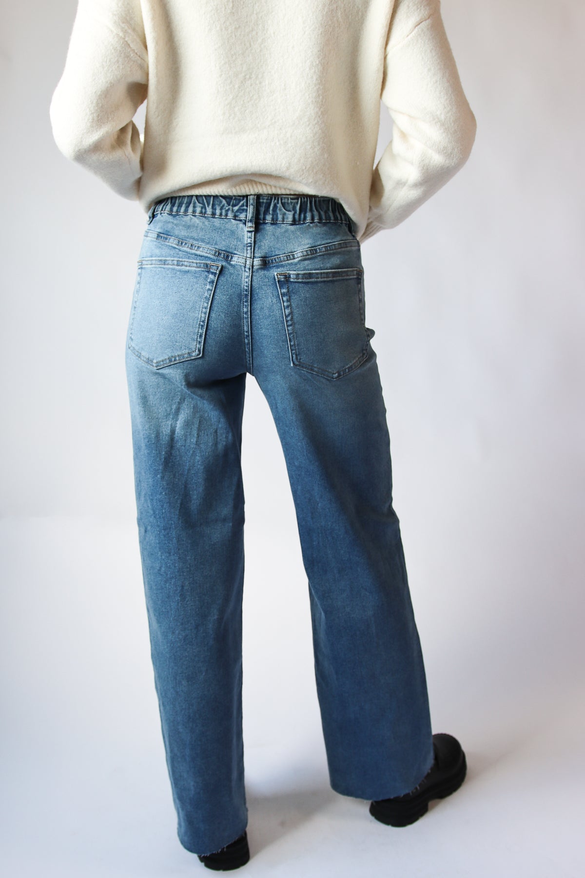 Raw Hem Pull On Jeans