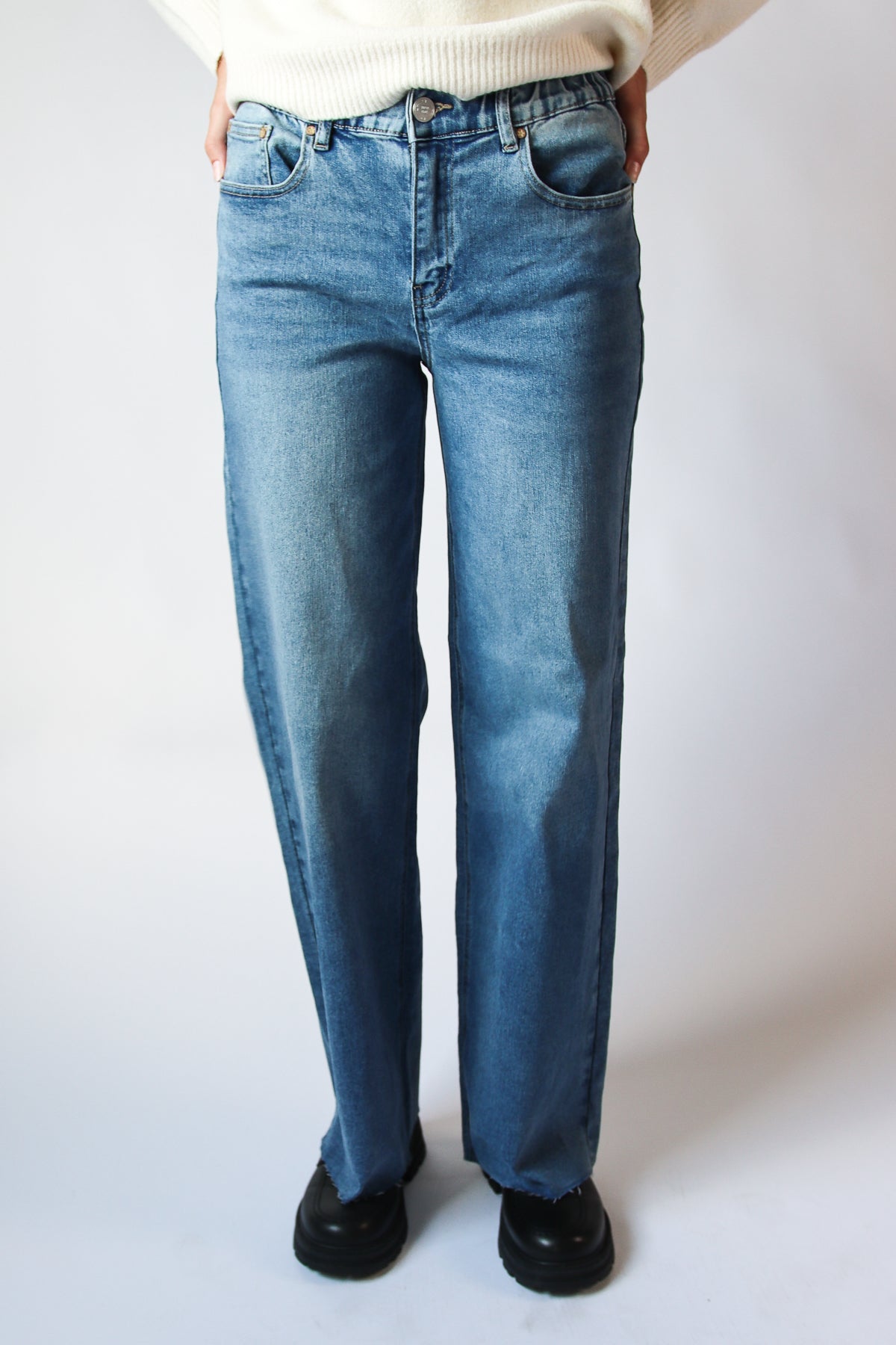 Raw Hem Pull On Jeans