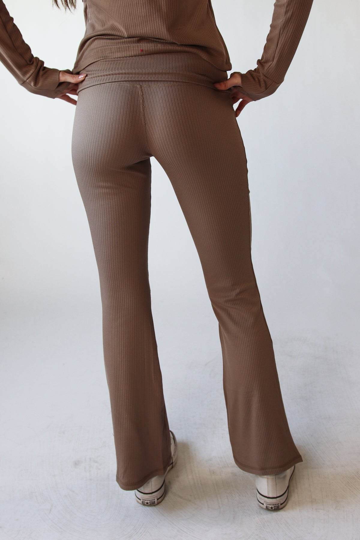Ribbed Lightweight Fleece Lined Flare Leggings