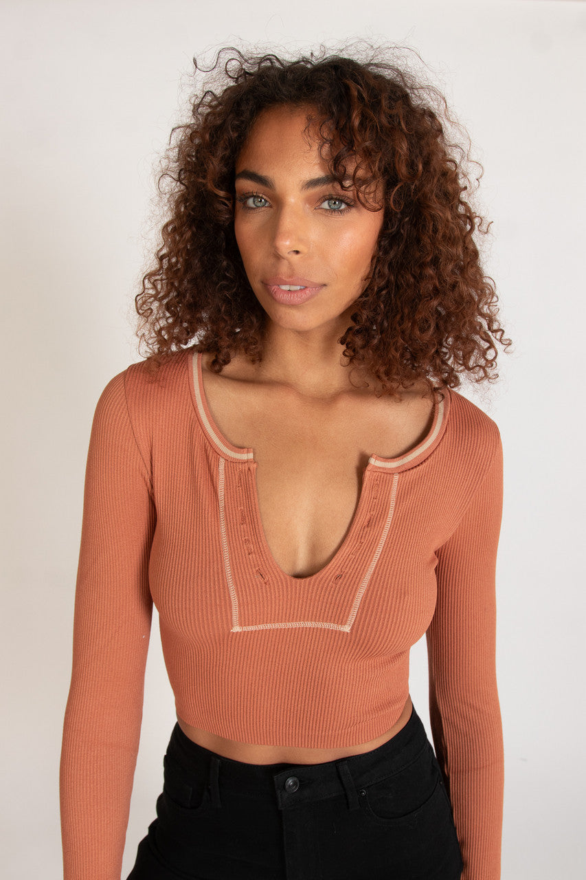 Sporty Notch Neck Long Sleeve Shirt