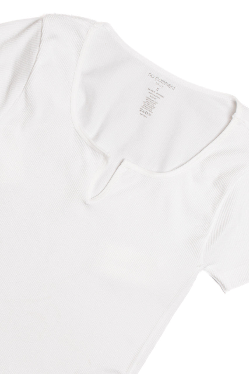White Short Sleeve Seamless Notched Tee