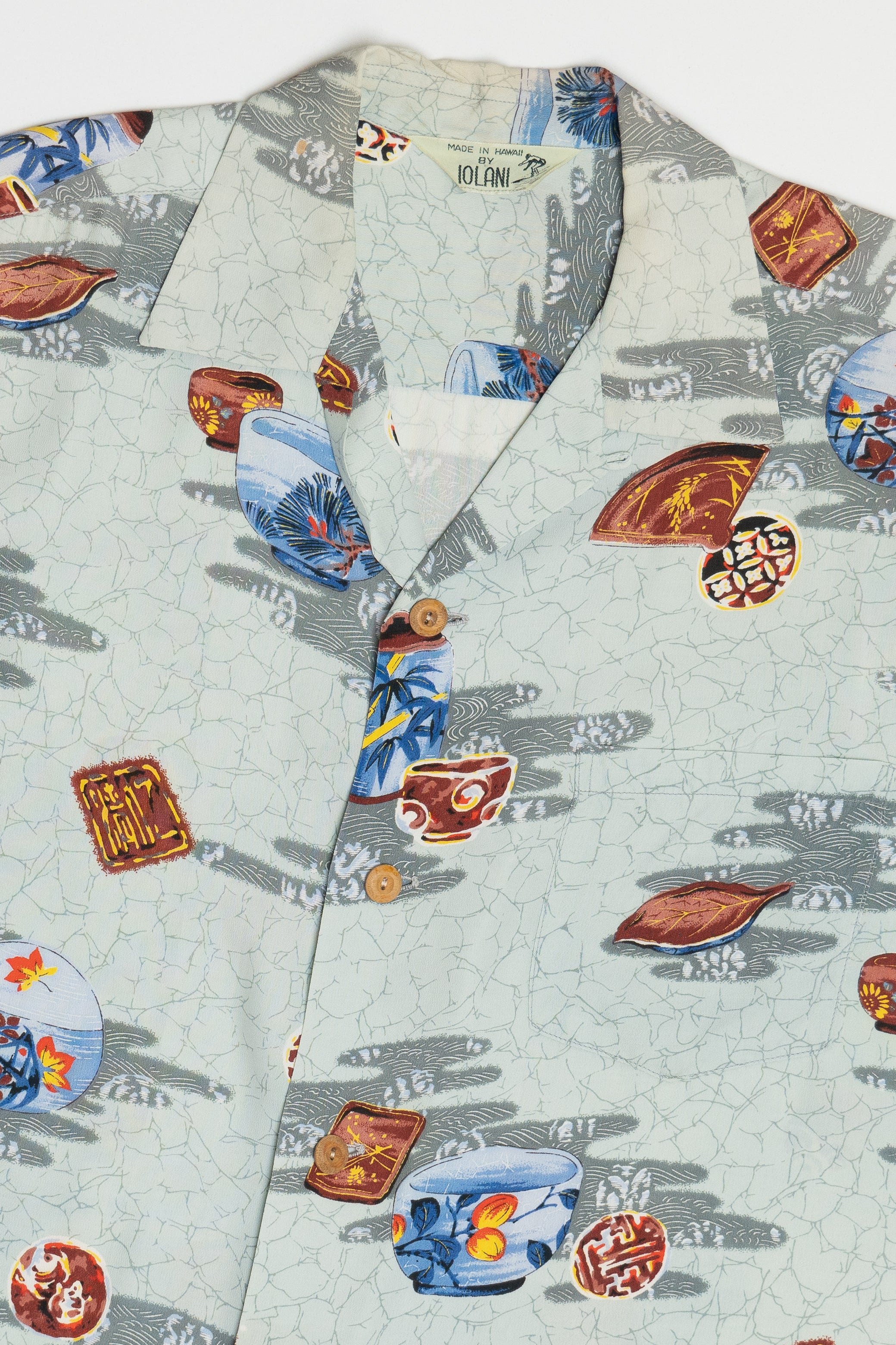 Rare Vintage Hawaiian Shirt With Loop Collar Made In Hawaii By Iolani 40s/50s