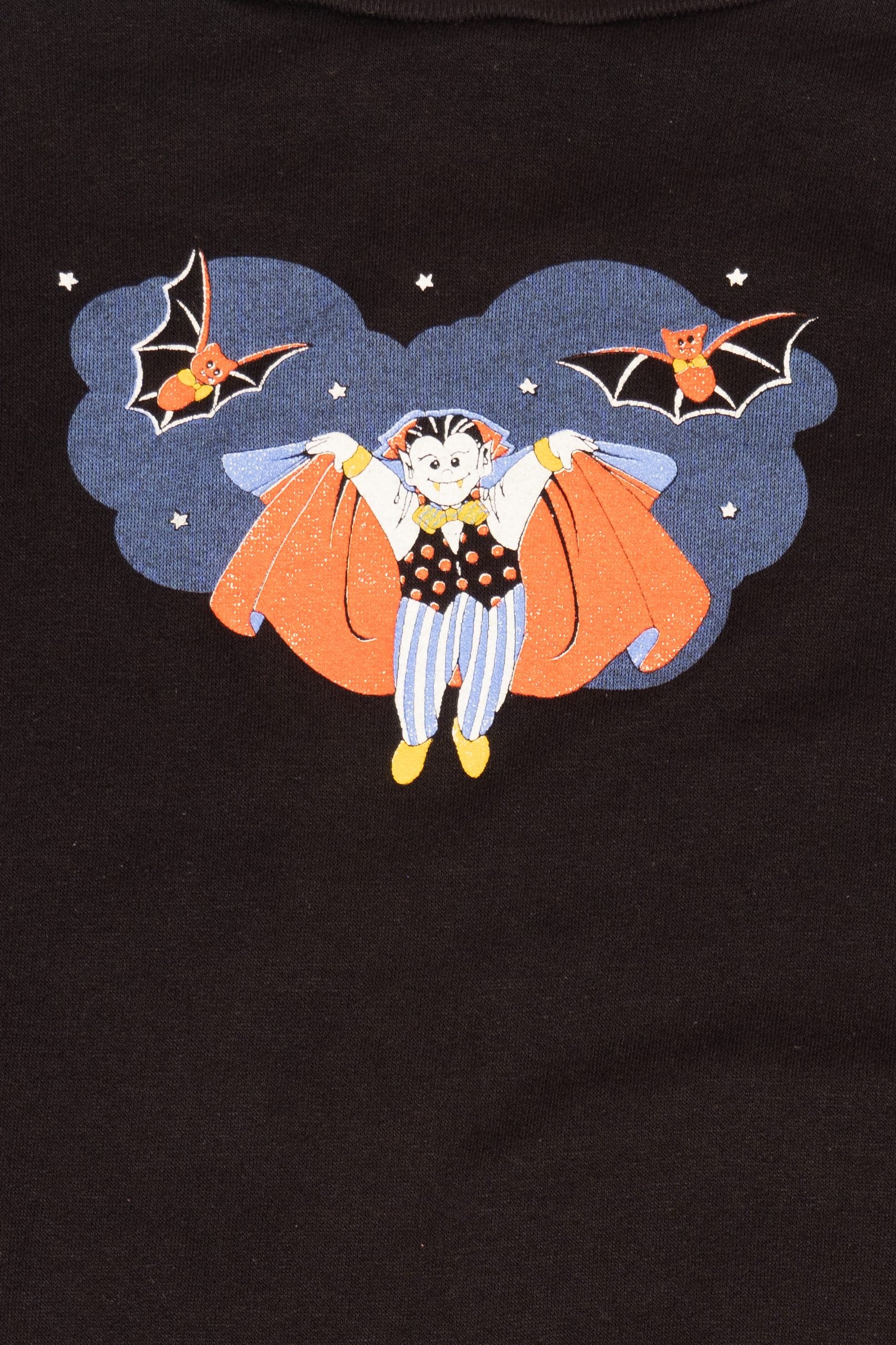Vintage Embossed Haunted House Dracula Halloween Sweatshirt (1980s)