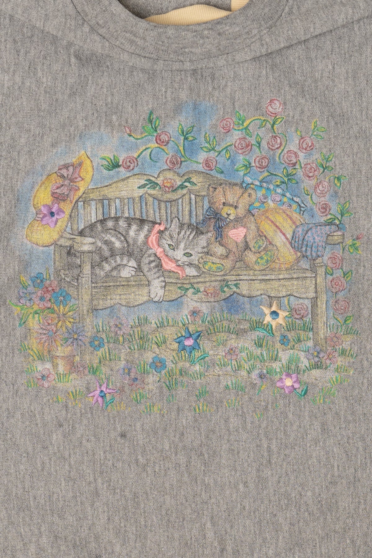 Vintage Gray Embroidered Kitten And Flowers Sweatshirt (1990s)