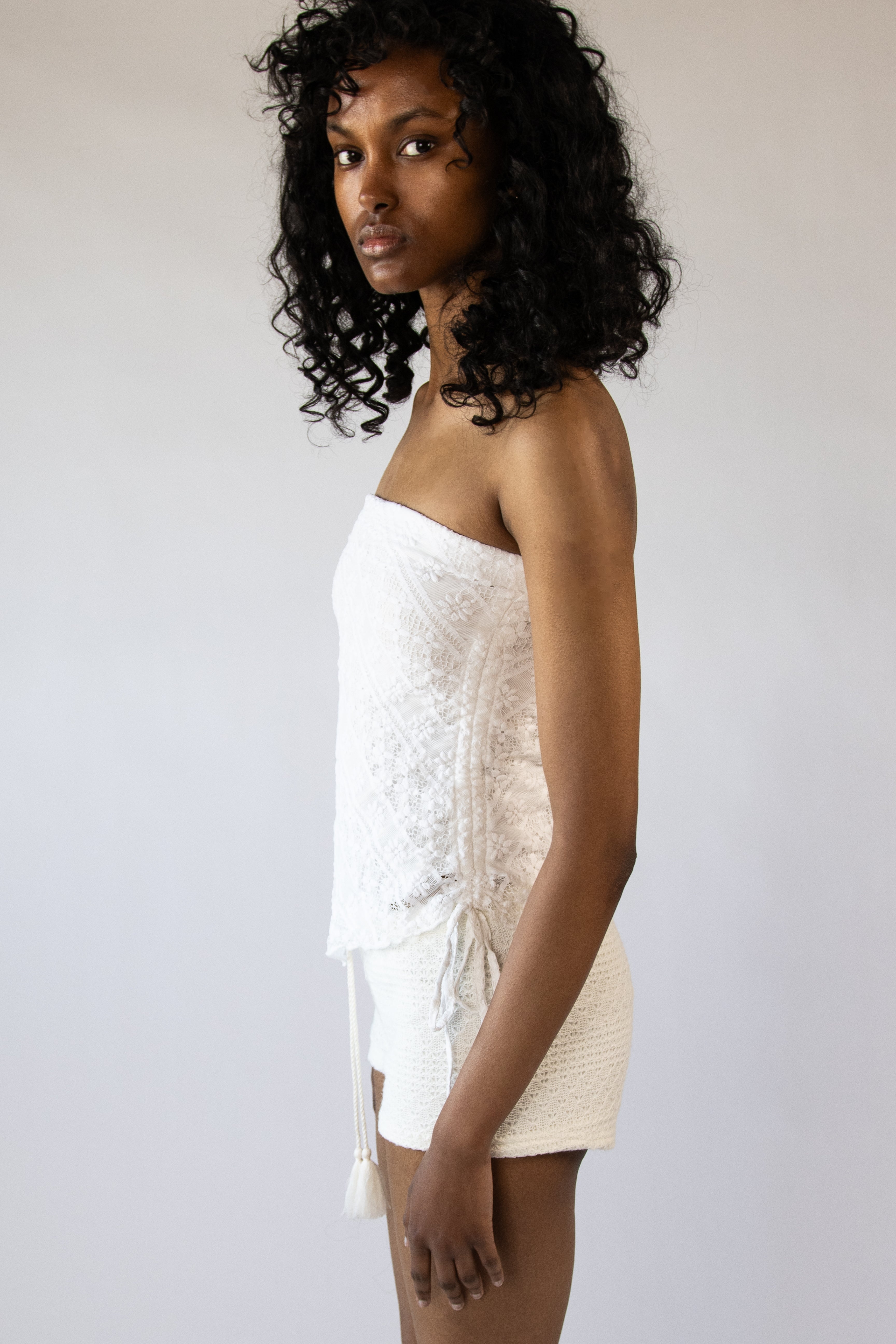Side Ruched Floral Lace Tube Top