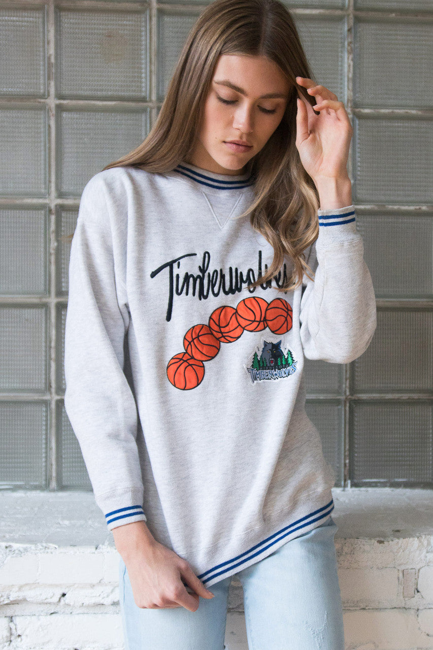 Vintage Timberwolves Sweatshirt