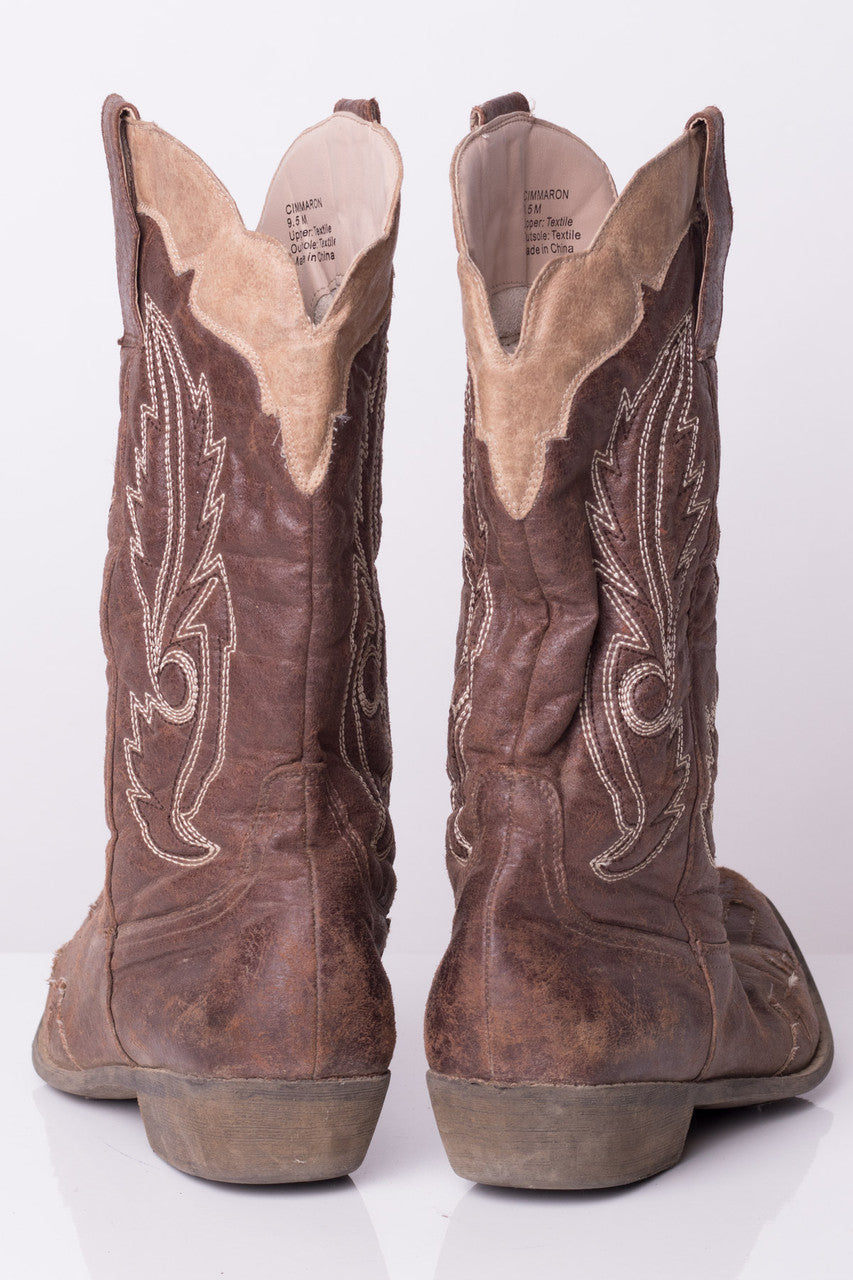 Vegan Embroidered Cowboy Boots (9.5M)
