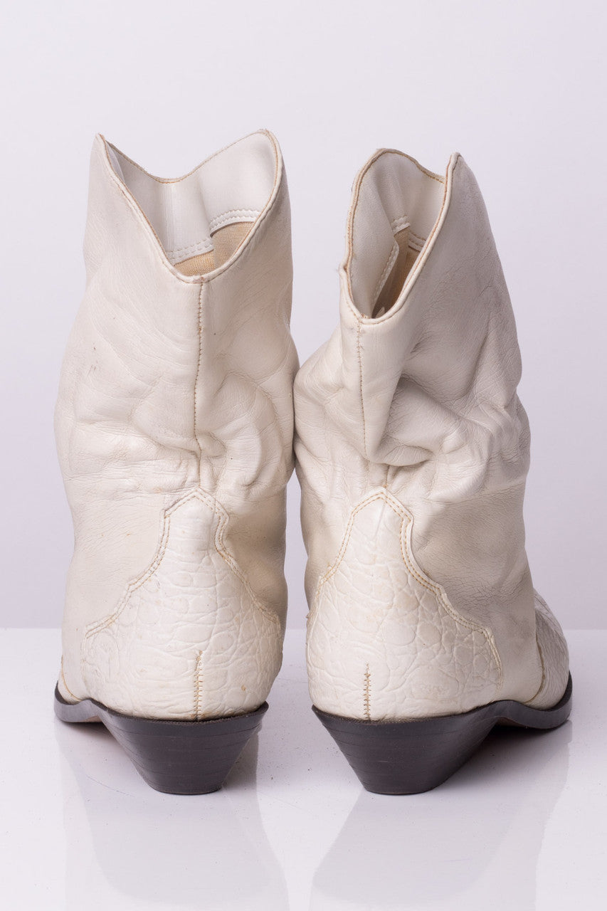 Vegan White Cowboy Boots (7.5")
