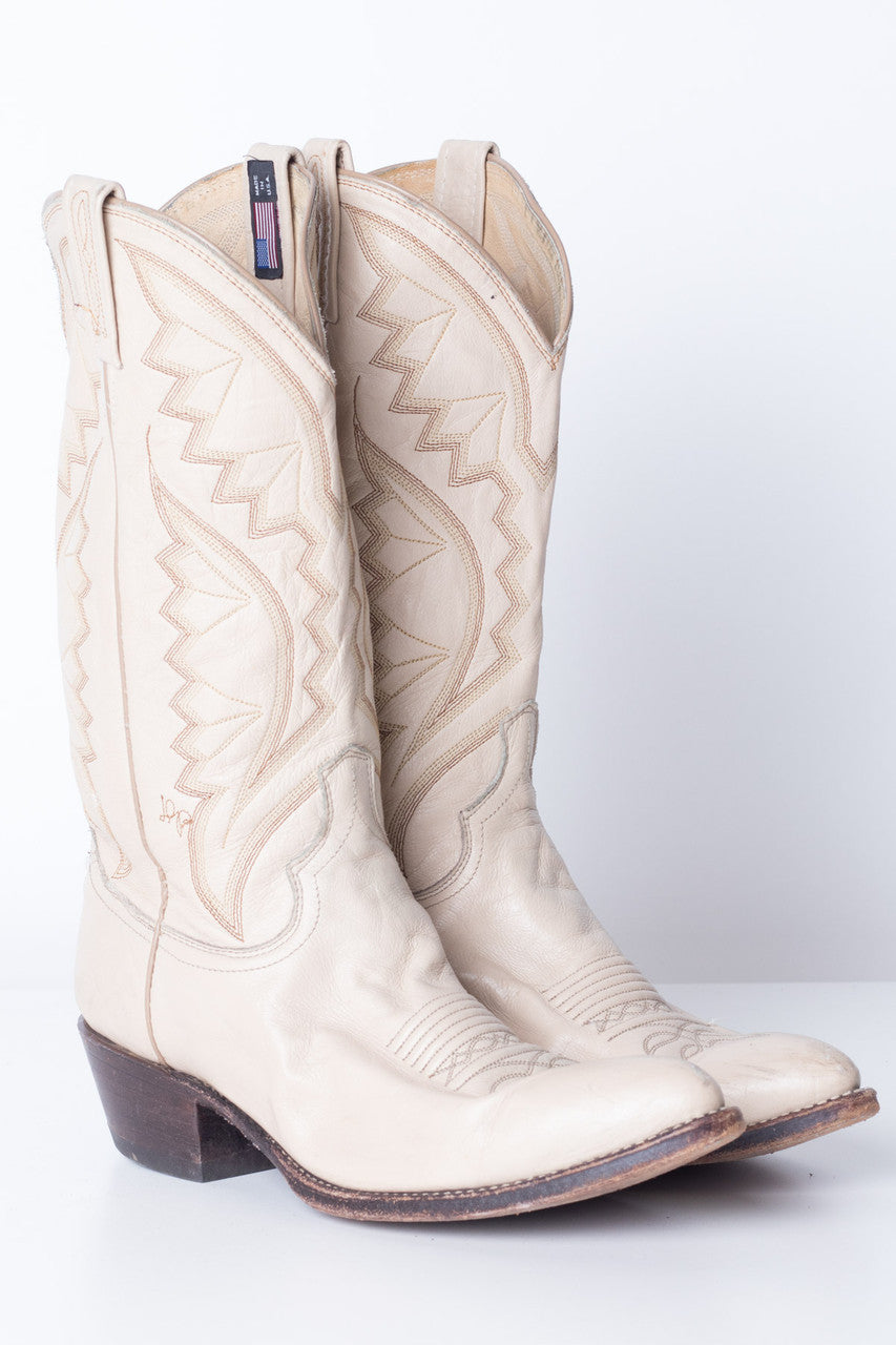 Off White Vintage Cowboy Boots (9D)