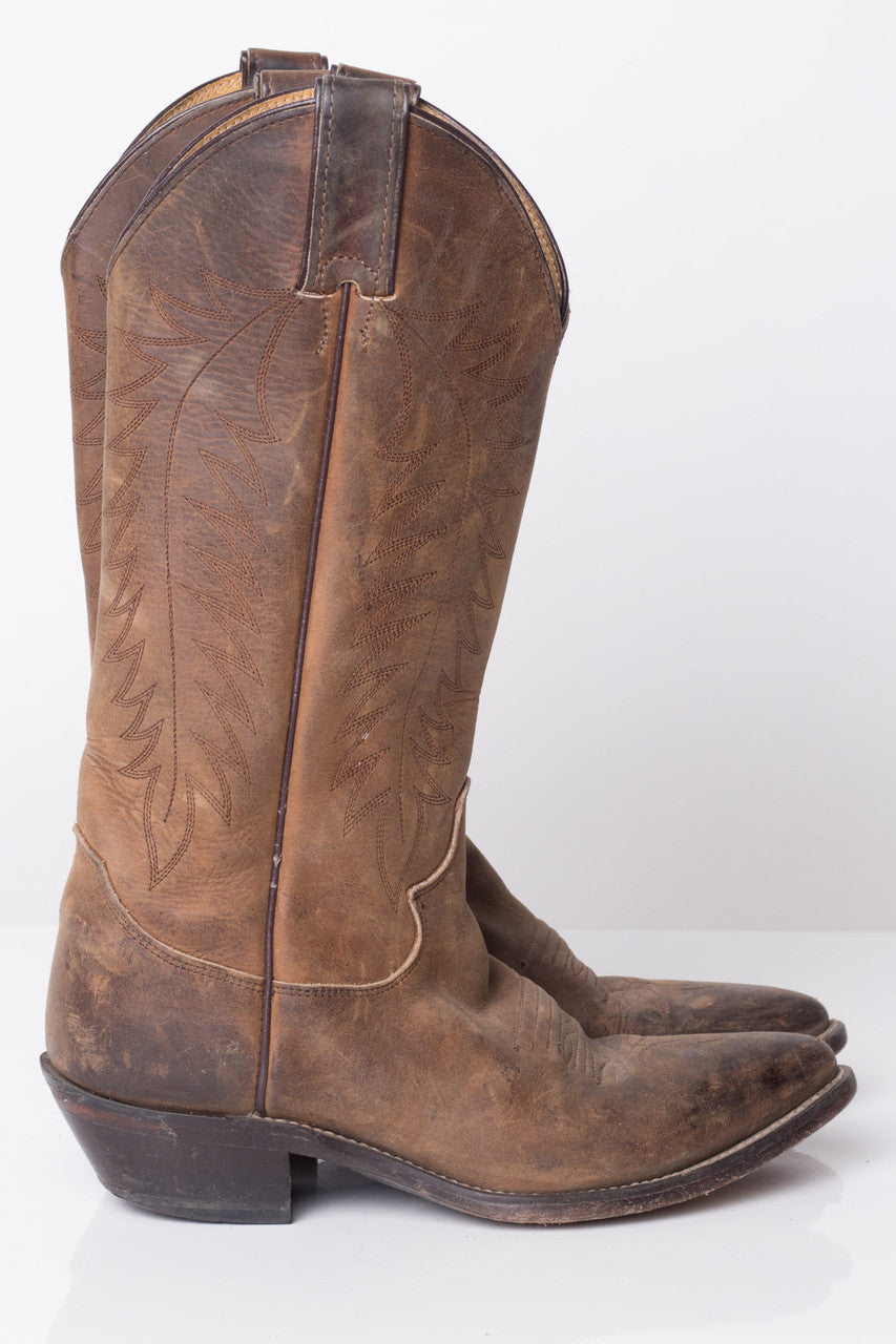 Brown Leather Justin Vintage Cowboy Boots (6 B)