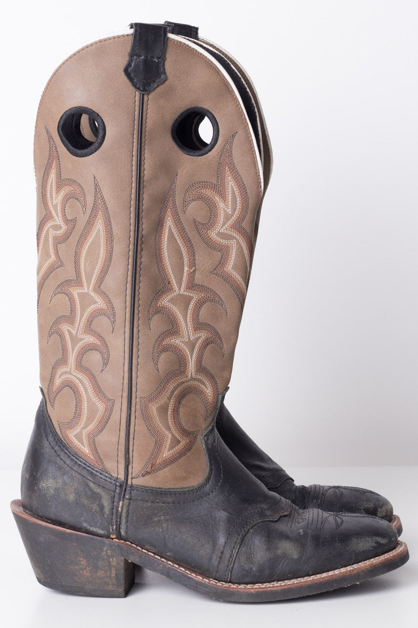 Two Toned Laredo Cowboy Boots (9D)