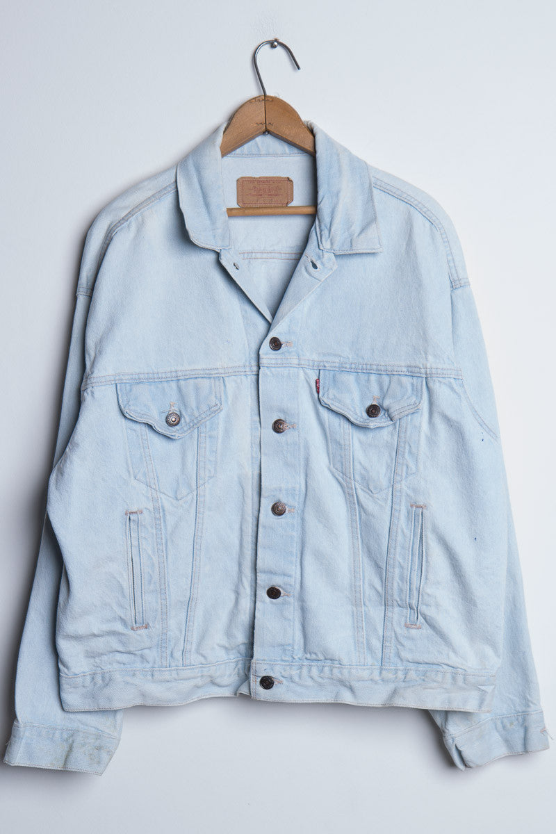 Vintage Denim Jacket 325
