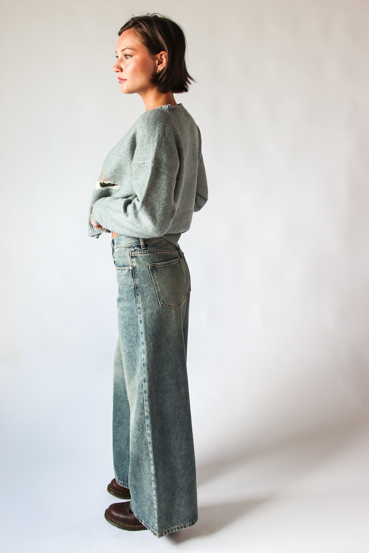 Wide Leg Grunge Wash Jeans