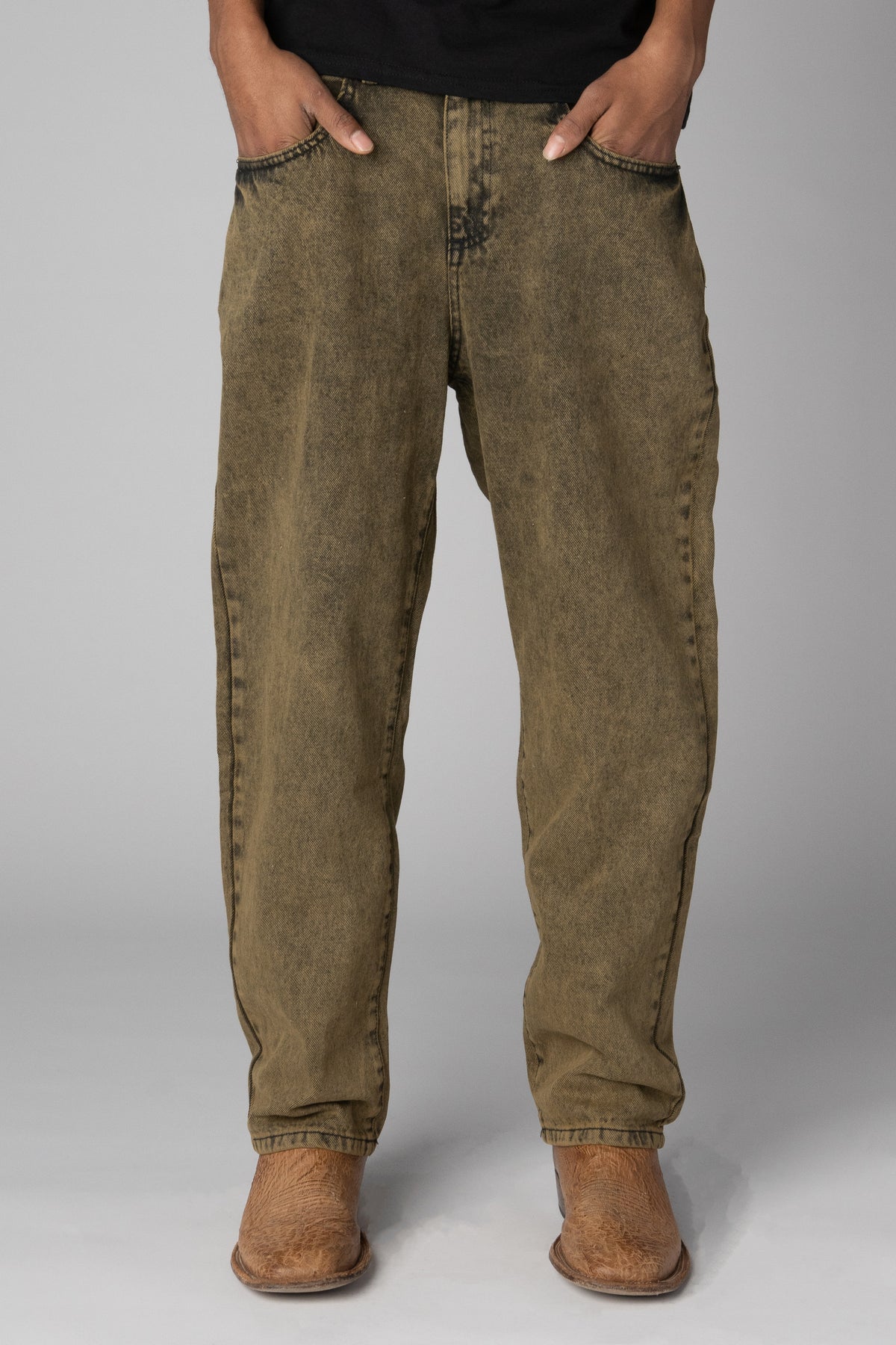 Men's baggy acid wash brown denim jeans with relaxed fit