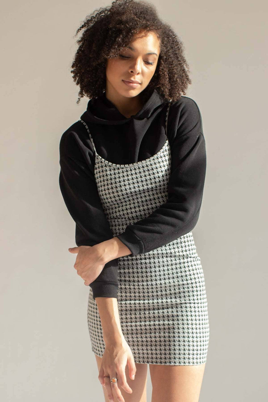 Black Fleece Cropped Hoodie