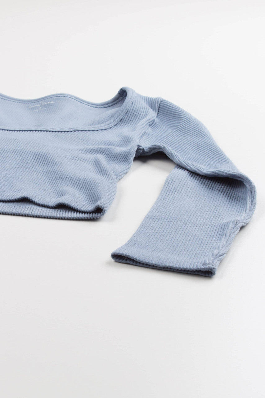 Blue Ribbed Seamless Scoop Neck 3/4 Sleeve Top