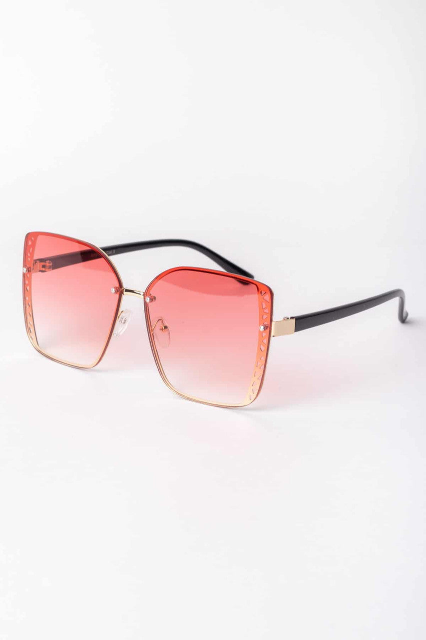Cut Out Side Detail Sunglasses