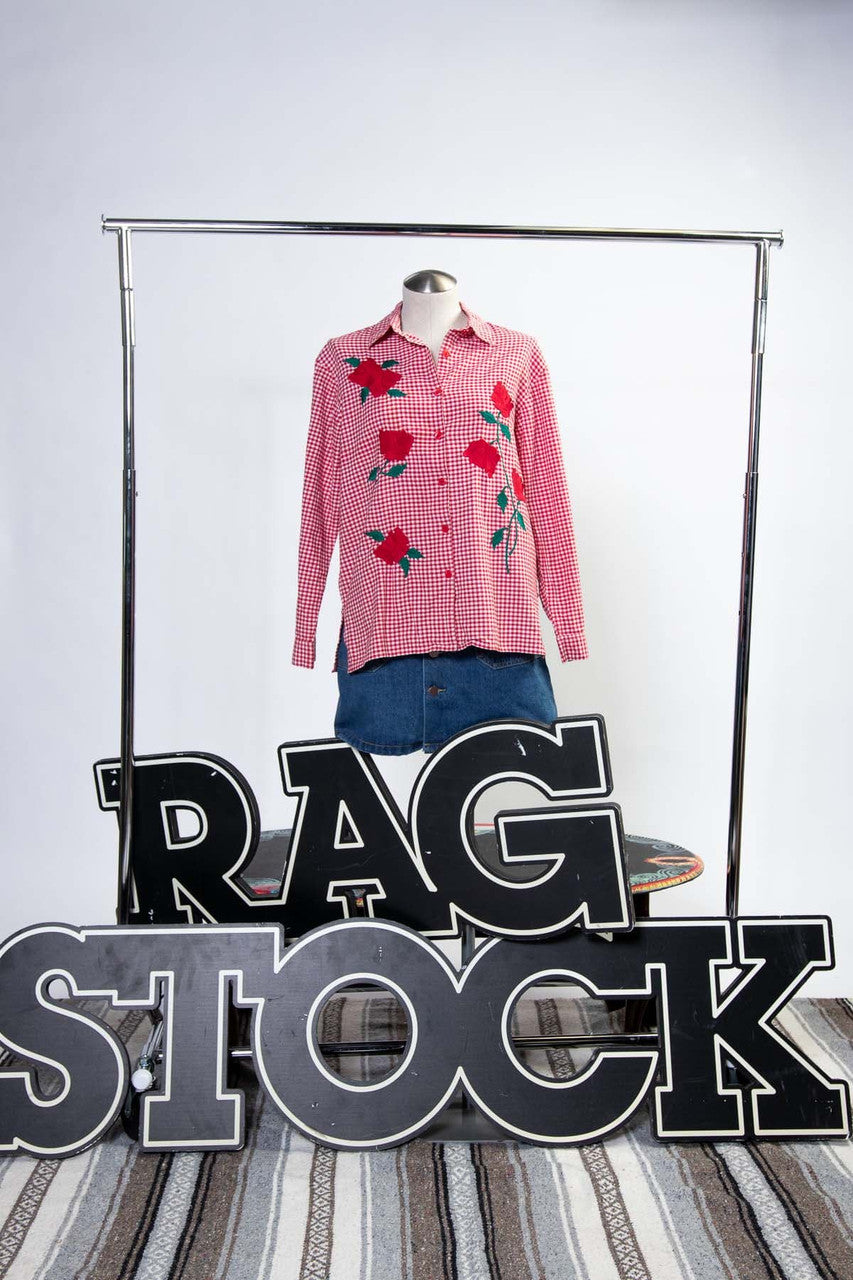 Vintage Embroidered Roses Gingham Button Up Shirt (sz. Medium)