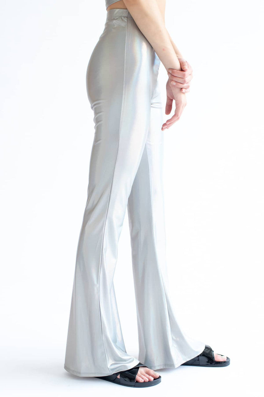 Holographic Bell Bottoms