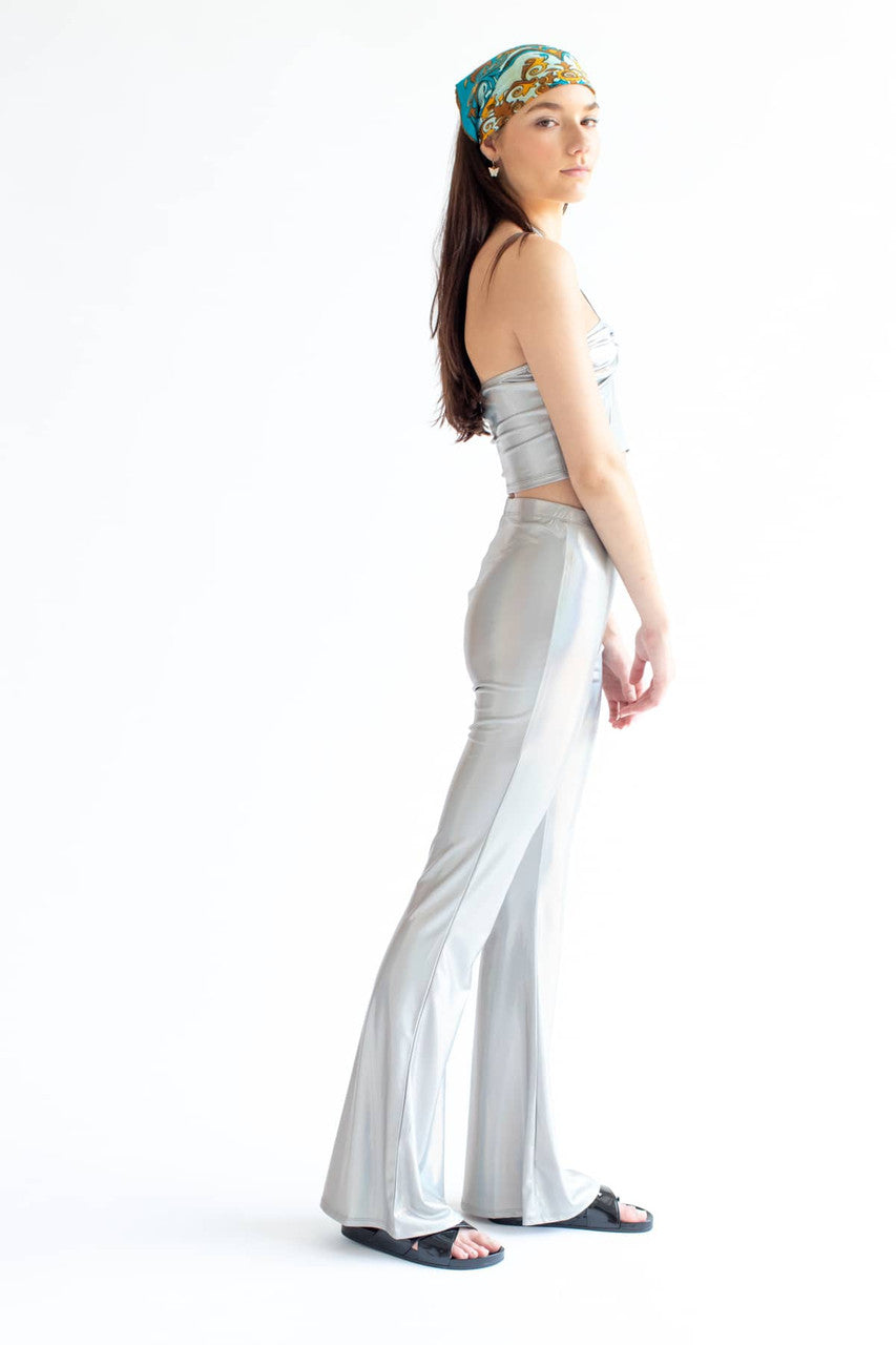 Holographic Bell Bottoms