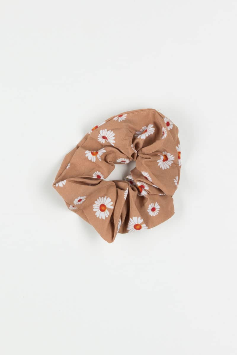 Large Daisy Scrunchie