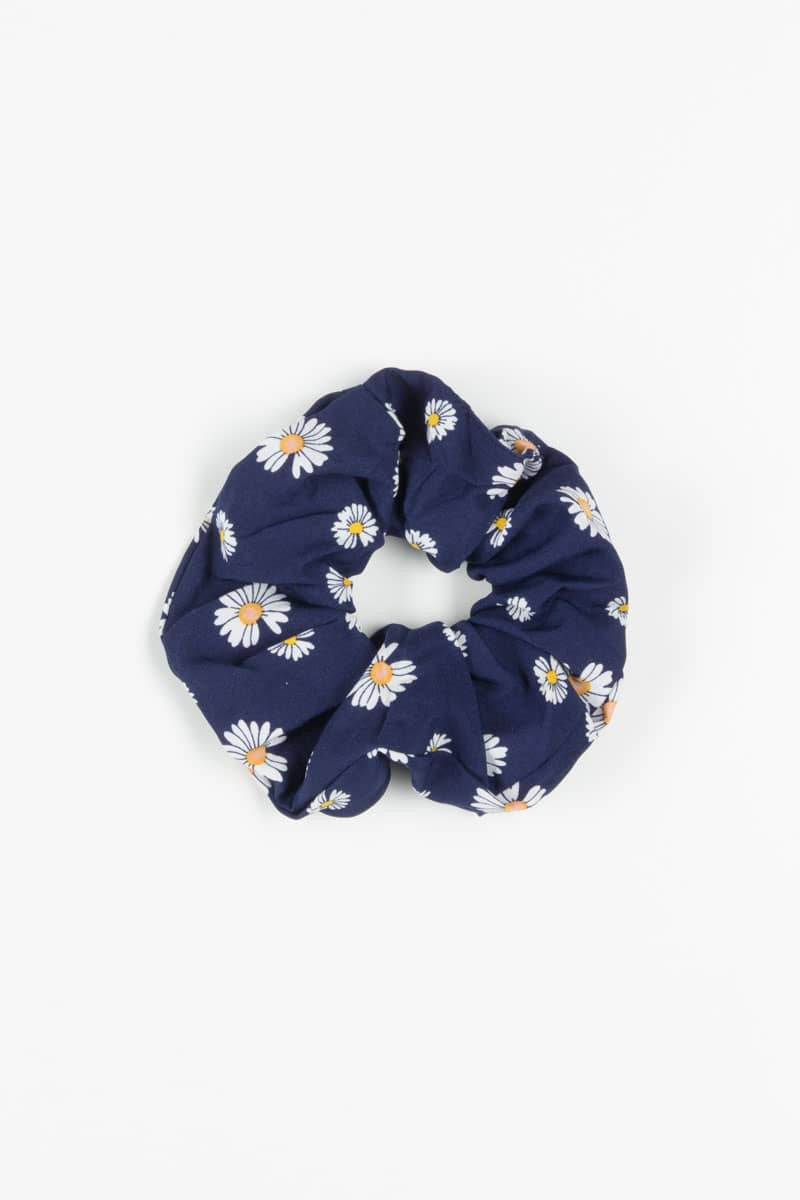 Large Daisy Scrunchie